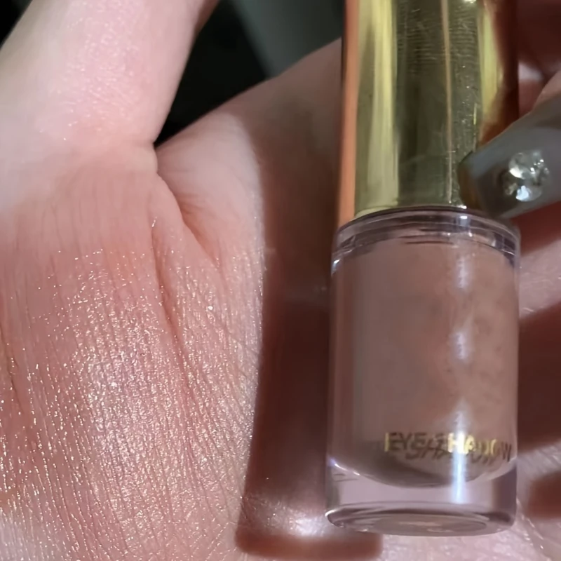 Sombra líquida em bastão – fosca e brilhante para contorno e maquiagem dos olhos, textura cremosa misturável, desgaste de longa duração, maquiagem natural dos olhos