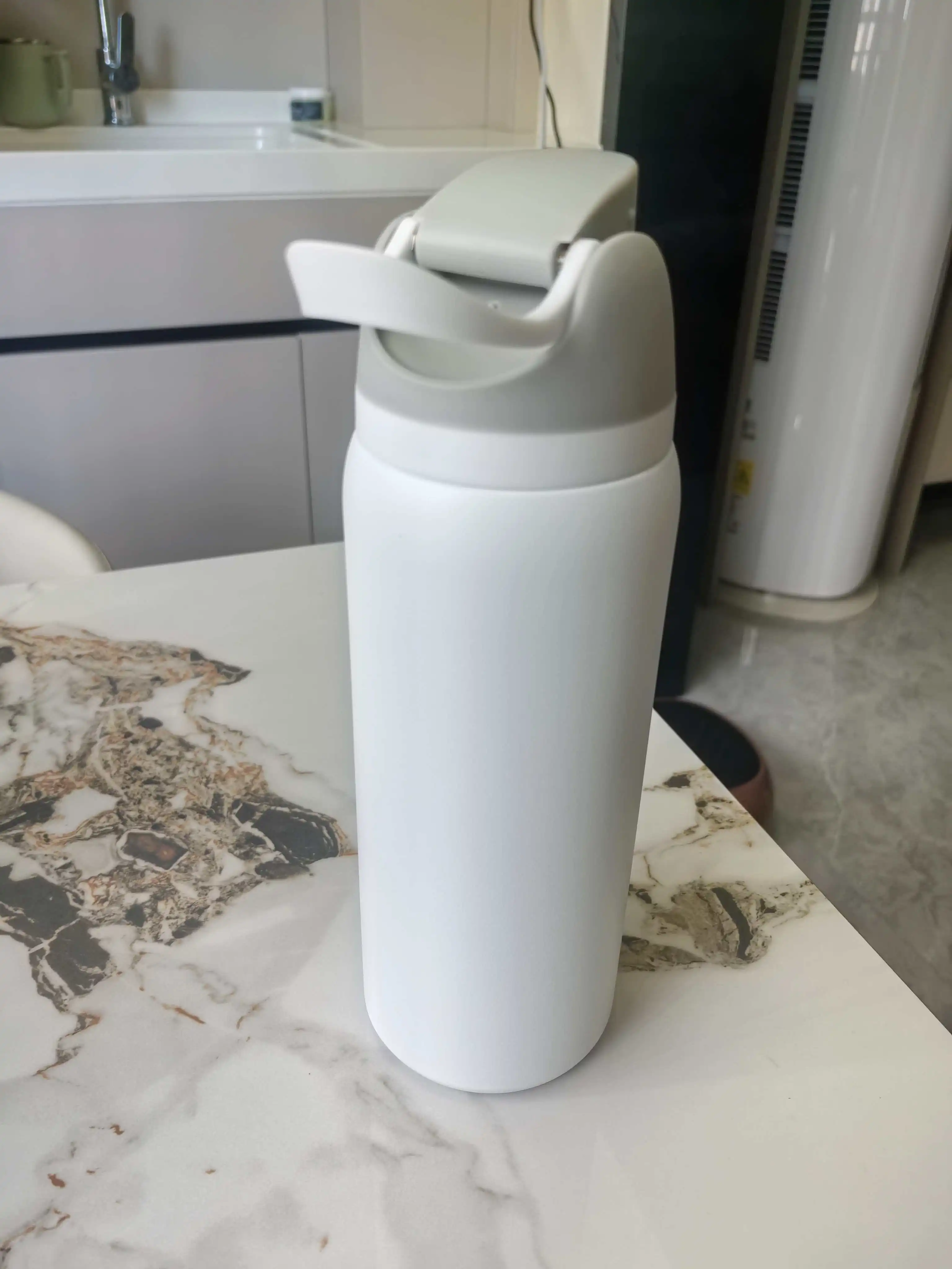 Hot-Selling Fruit Cup, 304 Stainless Steel Thermal Mug, Large Capacity, Dual-Drinking Water Cup, Portable Sports Water Cup