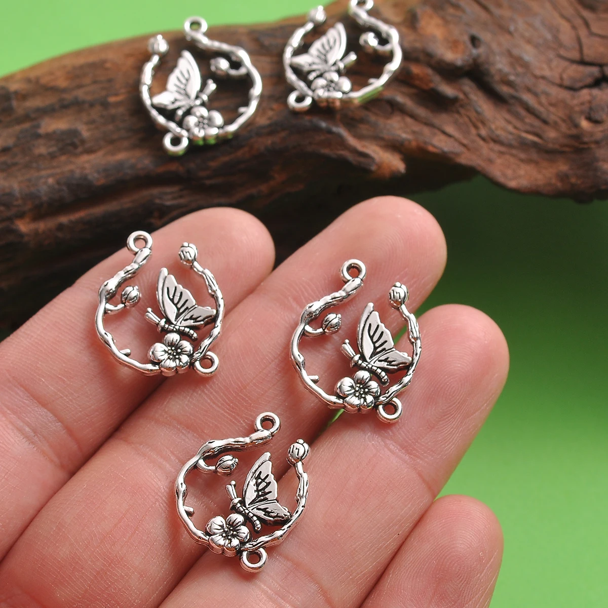 10-Piece Set of Flower Branch and Butterfly Charms, with a Three-Dimensional Texture Design of Ring-Shaped Vines and Flowers, Suitable for DIY Bracelets, Necklaces, and Earrings, Handmade Beaded Decoration Accessories