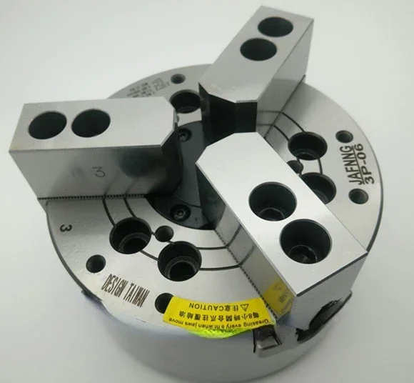 Three-jaw hollow high-speed hydraulic chuck large aperture