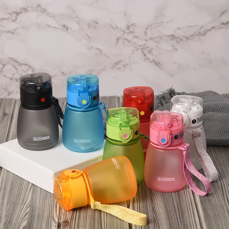 Kids Water Sippy Cup with Straw Cartoon Leakproof Water Bottles Outdoor Portable Drink Bottle Children's Lovely Cup Kawaii