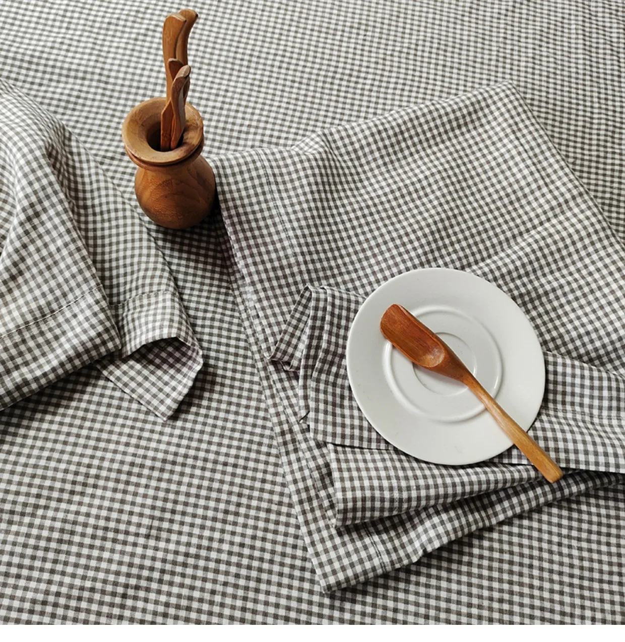 

Retro simple pure linen Plaid tablecloth table flag tablecloth tea table napkin cloth picnic cloth light luxury, dirt resistant