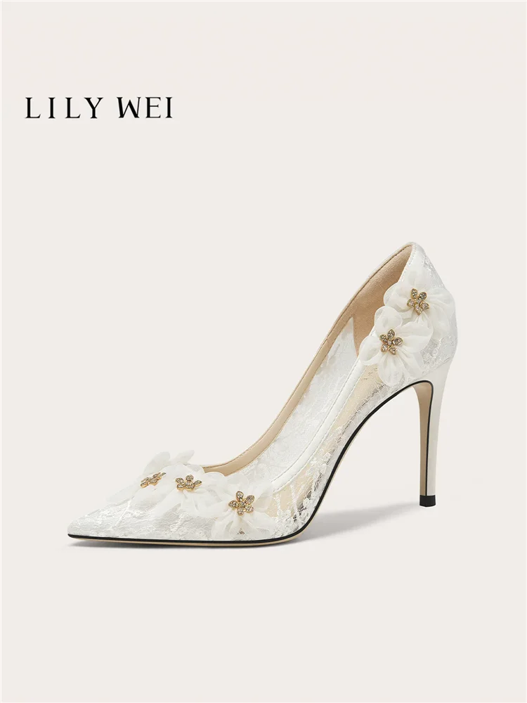 Spring and summer new pointed lace rhinestone flower wedding shoes banquet big size small size widened high heels women's shoes