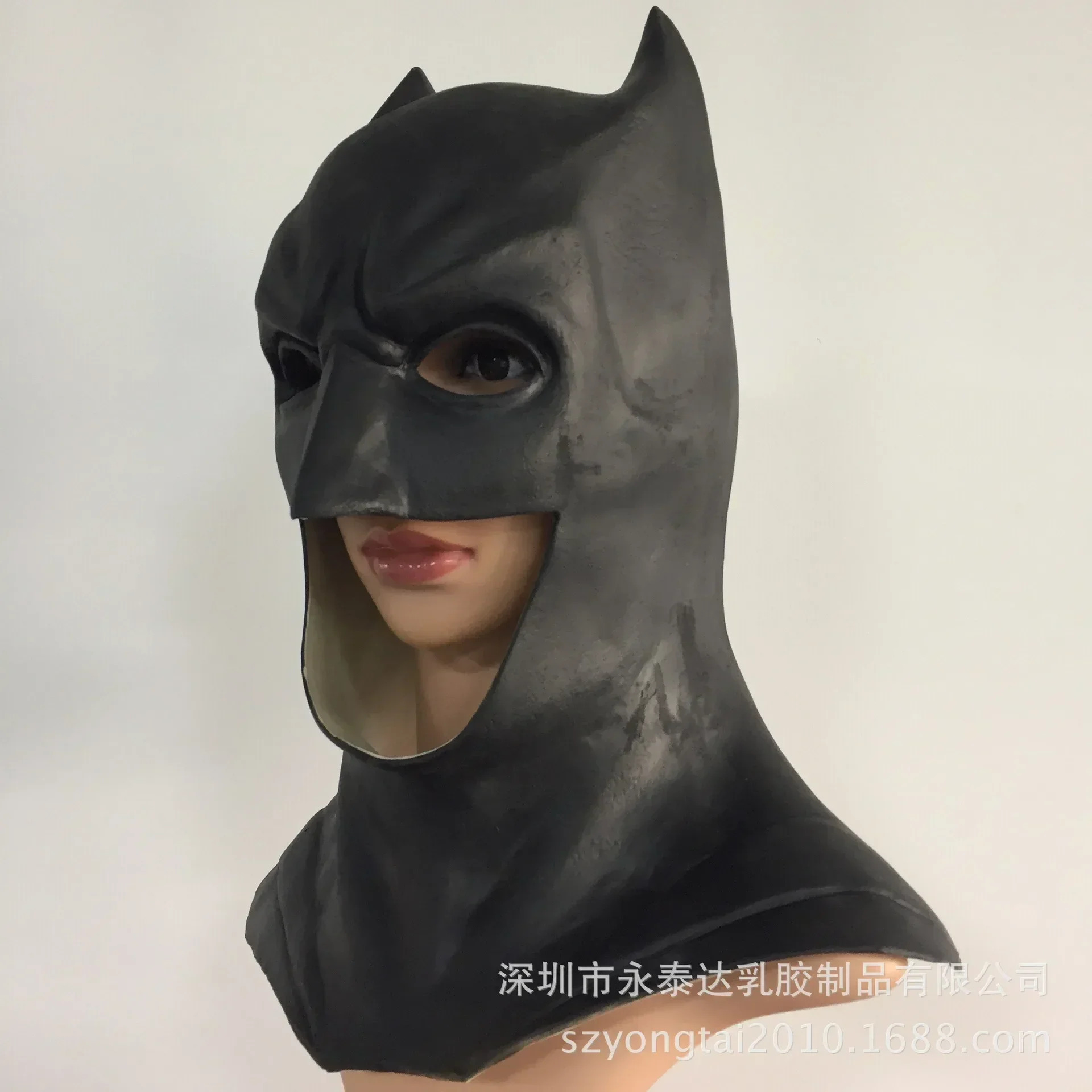 Casco integrale per pipistrelli 2025 The Bruce Wayne Joker Maschere cosplay Maschera in lattice PVC morbido Puntelli per feste di Halloween