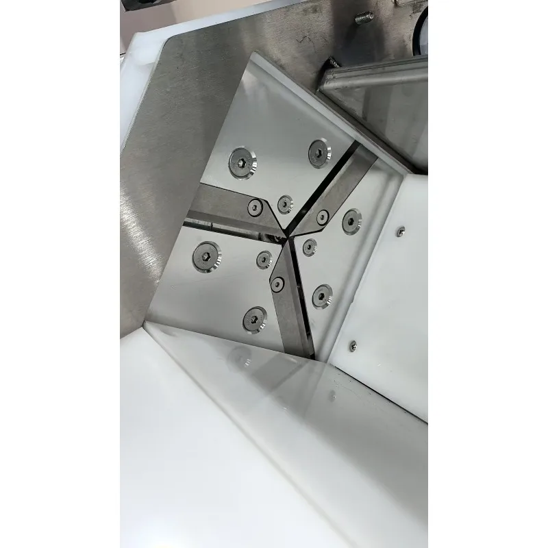 تستخدم على نطاق واسع آلة تنظيف الثلج الجاف آلة تصنيع تفجير الثلج الجاف المحمولة آلة التنظيف الصناعي آلة تنظيف الثلج الجاف