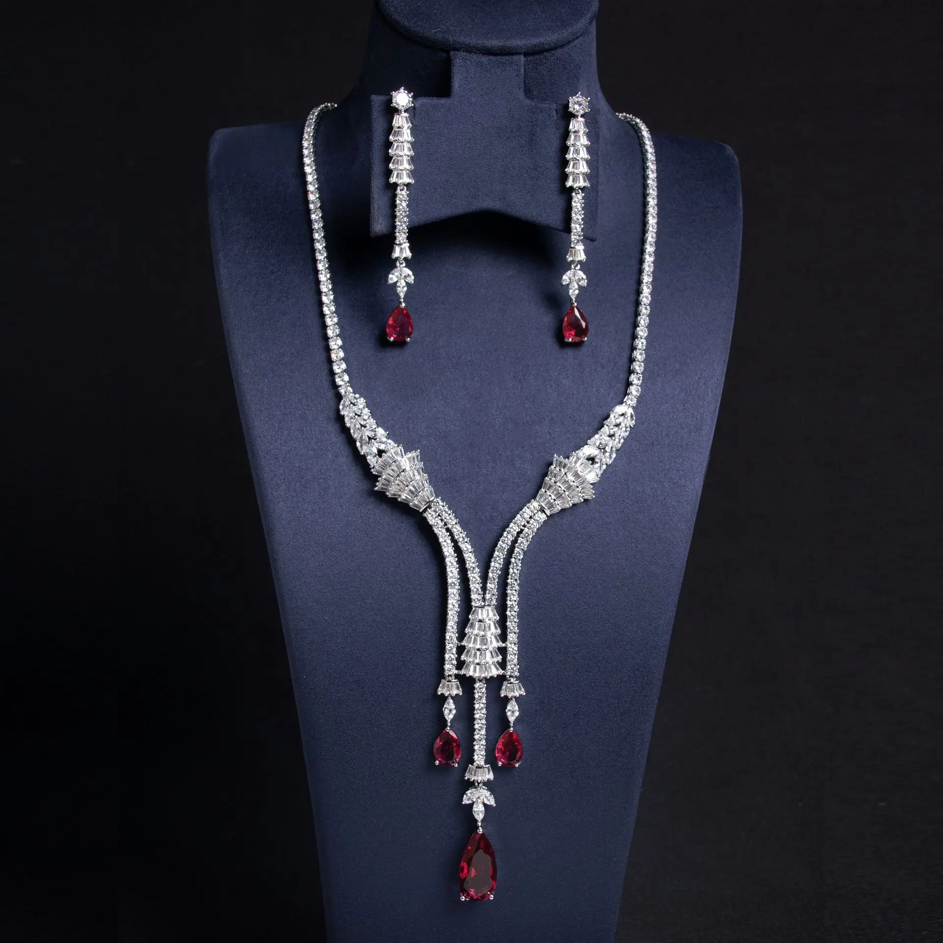 

European and American style luxury bride water drop zircon necklace jewelry set model bridesmaid flower earrings earrings two-pi