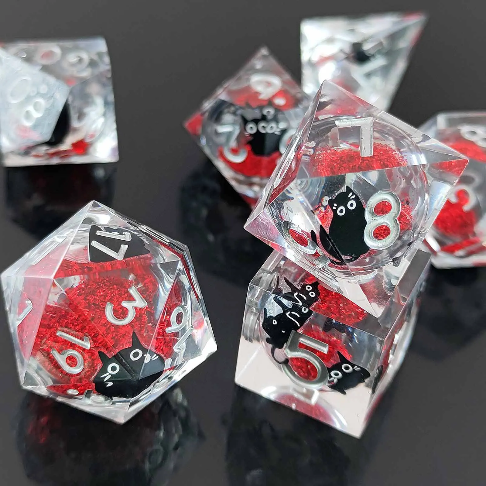 

DND Cat Liquid Core Dice Set, Sharp Edge Resin Dice Set for RPG Role Playing Dungeon &Dragon Dice D20 D12 D10 D100 D8 D6 D4