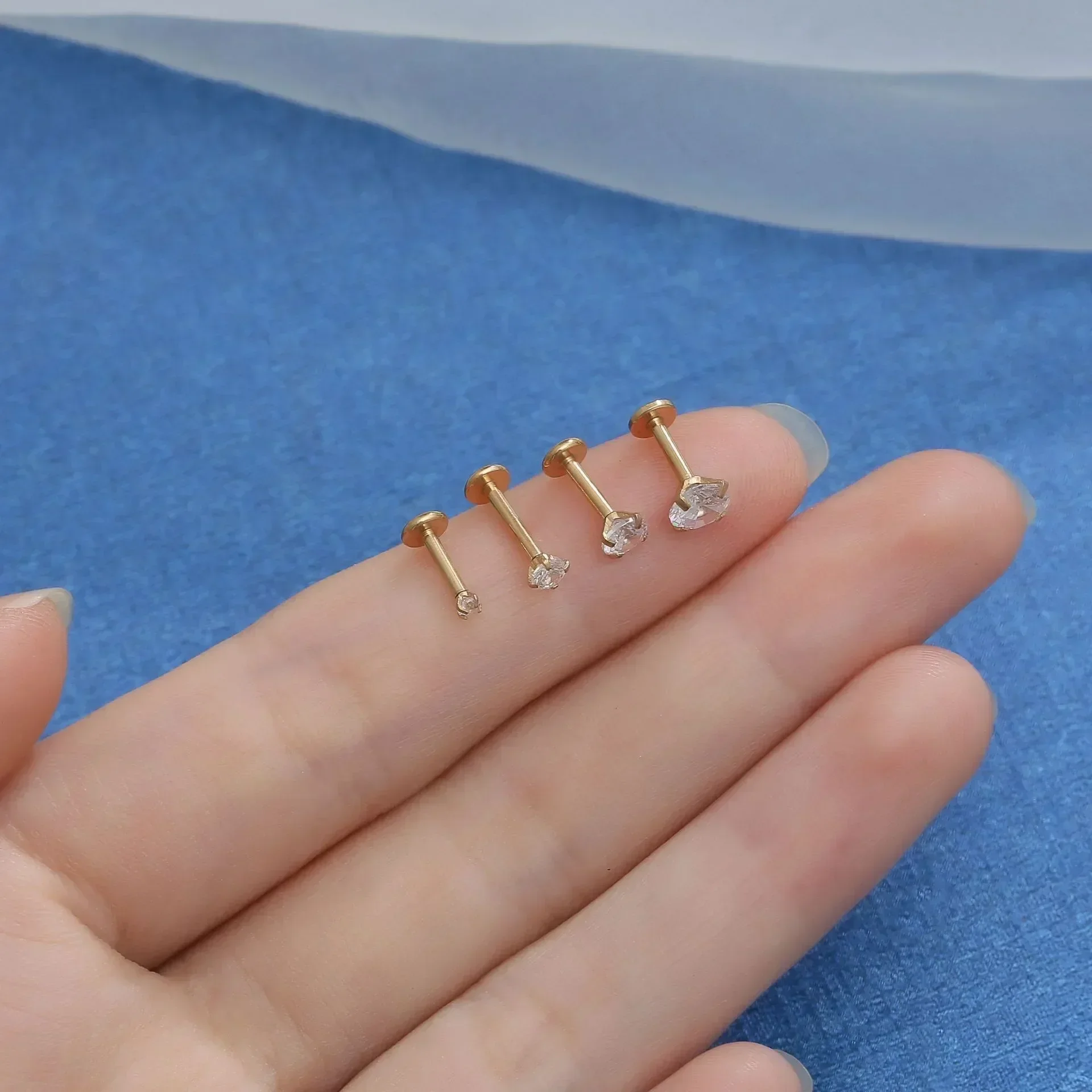 XINYI 2PCS Stainless Steel Eearring Nose Stud Cartilage Piercing Jewelry Helix Tragus Lip Flat Back Tiny Earrings for Women 18G