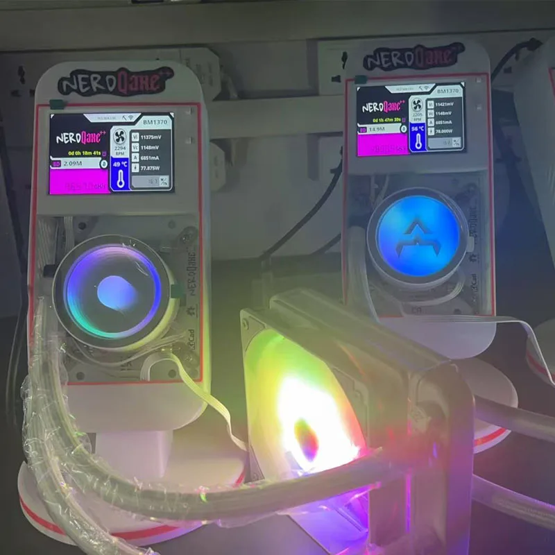 2025 Nieuwe Bitaxe NerdQaxe++Waterkoeling 4.8e/s Computing Power Bitcoin Miner Wit