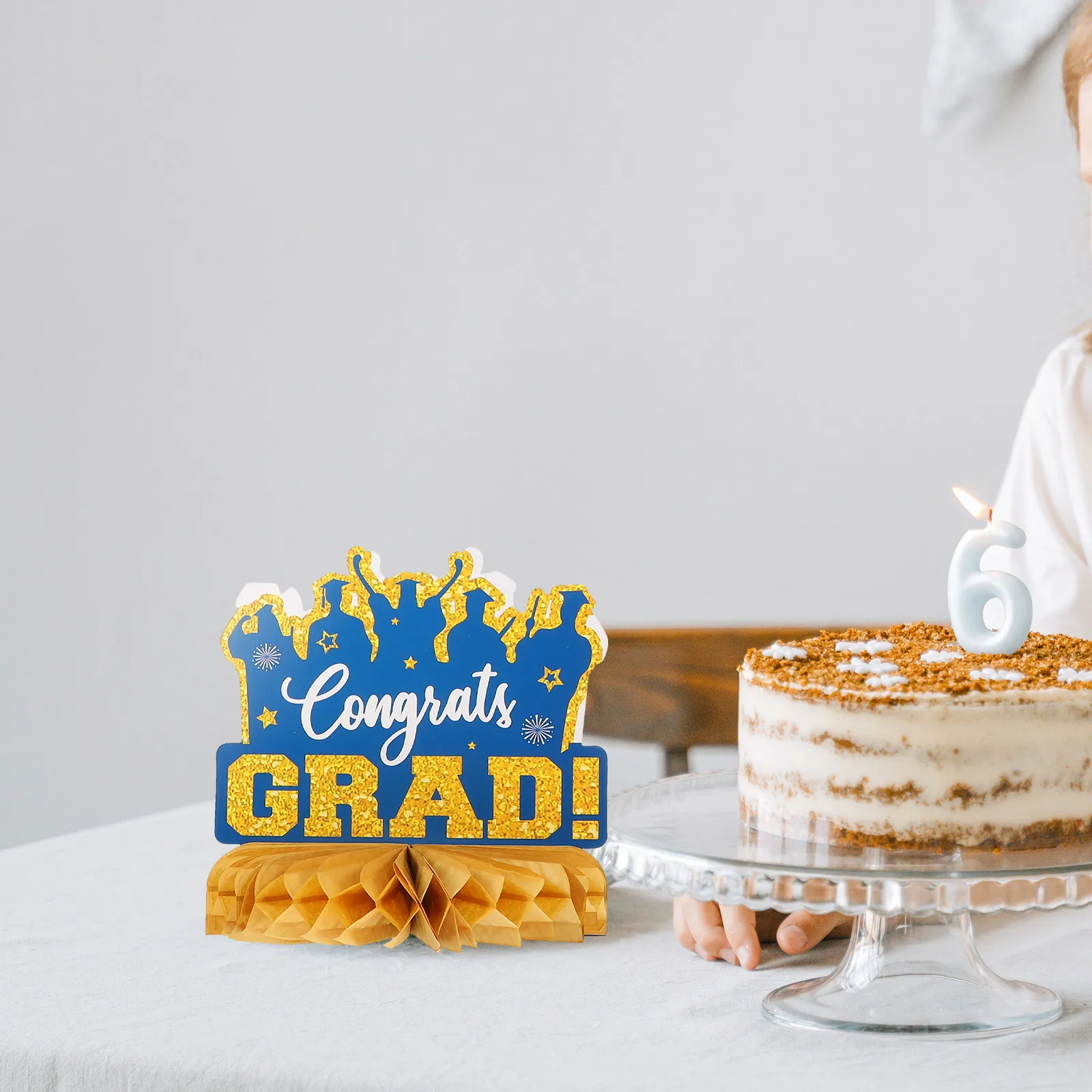 

8 Pcs Honeycomb Table Decoration Graduate Party Centerpiece Desktop Ornaments Graduation Season Decorations Favor