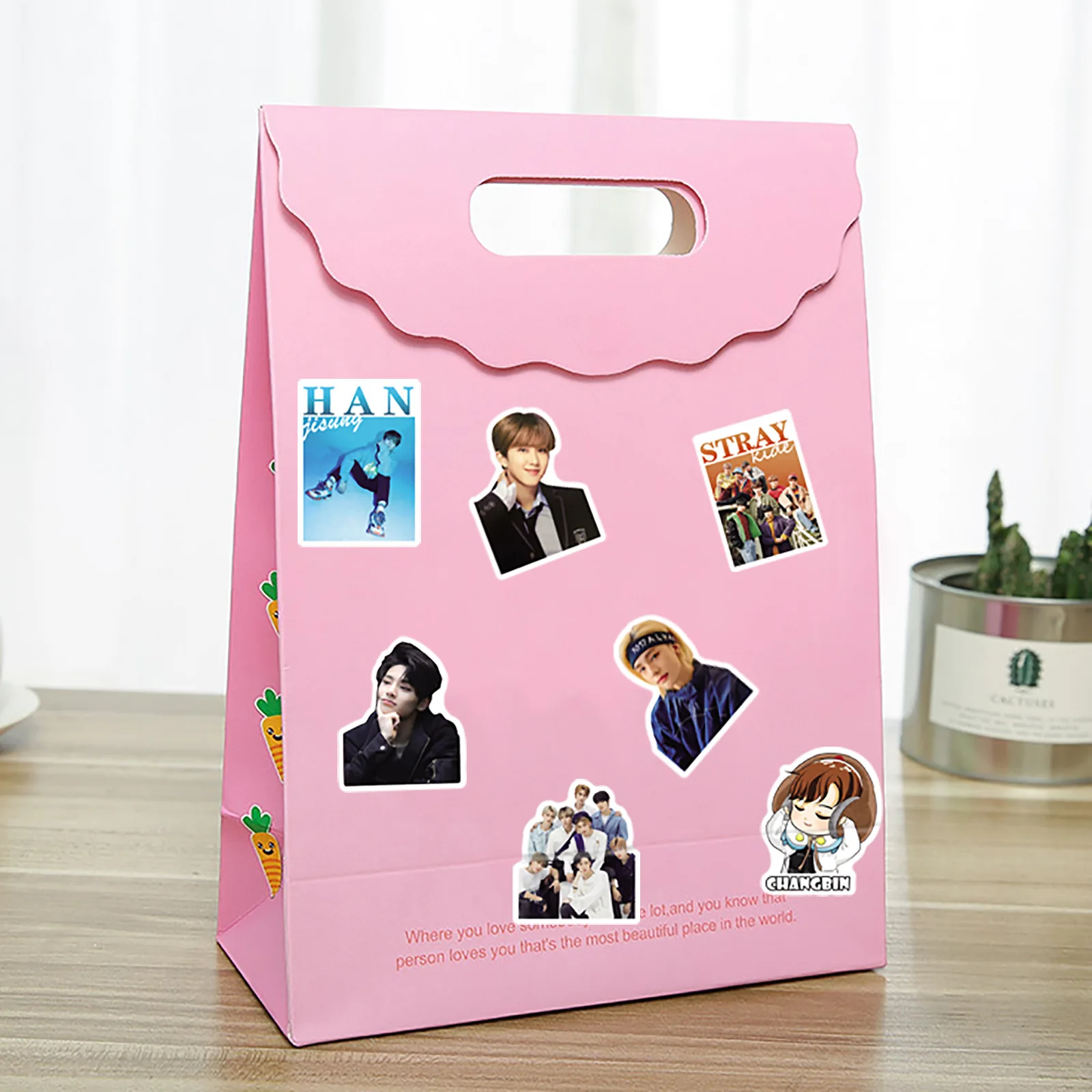 50 sztuk śliczne Skzoo naklejki Skzoo Kpop naklejki zrób to sam Scrapbooking telefon bagaż deskorolka wodoodporne naklejki Graffiti