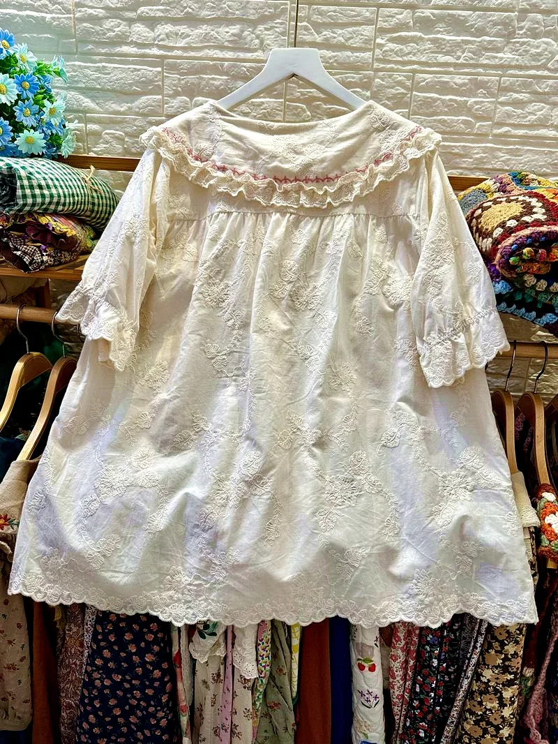 Summer Mori Girl Cotton Floral Embroidery Short Sleeve Tunic Shirt Vintage Retro Chic Sweet Kawaii Lolita Chubby Babydoll Blouse