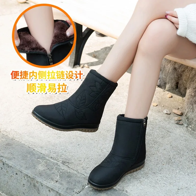 Women Winter Boots Waterproof Snow 2024 Shoes Pregnant Female Lightweight Platform Warm Fur Ankle Anti Slip Mom Plus Size 43