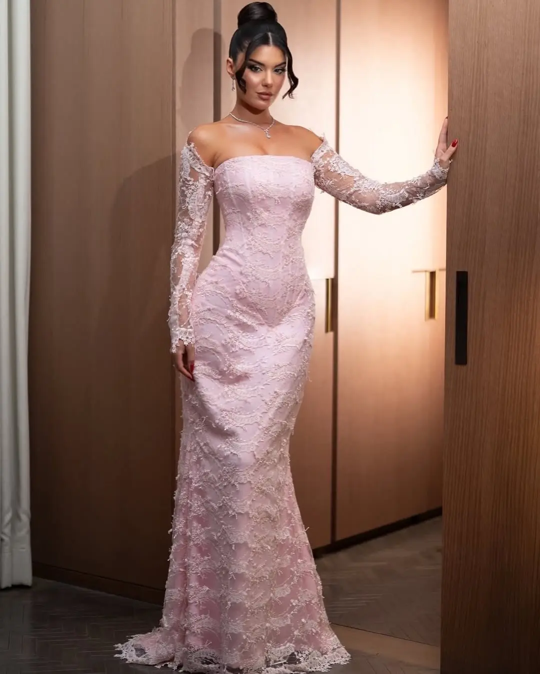 

EGS Luxury Lace Homecoming Dress Appliques Mermaid Long Sleeves Evening Dresses Customized Strapless Zipper Back Prom Gowns