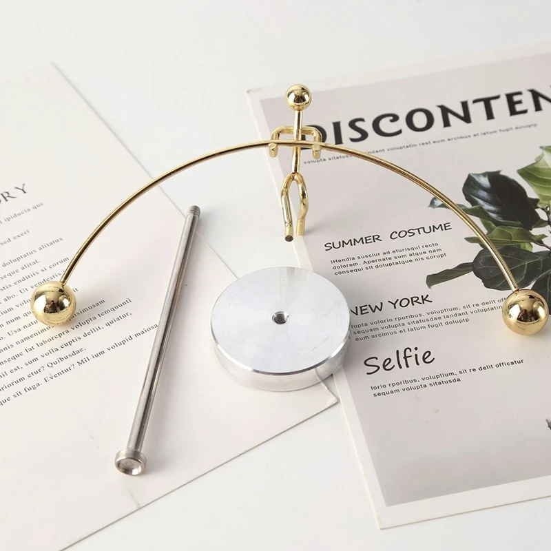 لعبة التوازن الفيزياء الصلب ، الفن الحركي ، موازنة العلوم التحلل ، لعبة مكتب علم النفس للديكور المكتبي ، الذهب