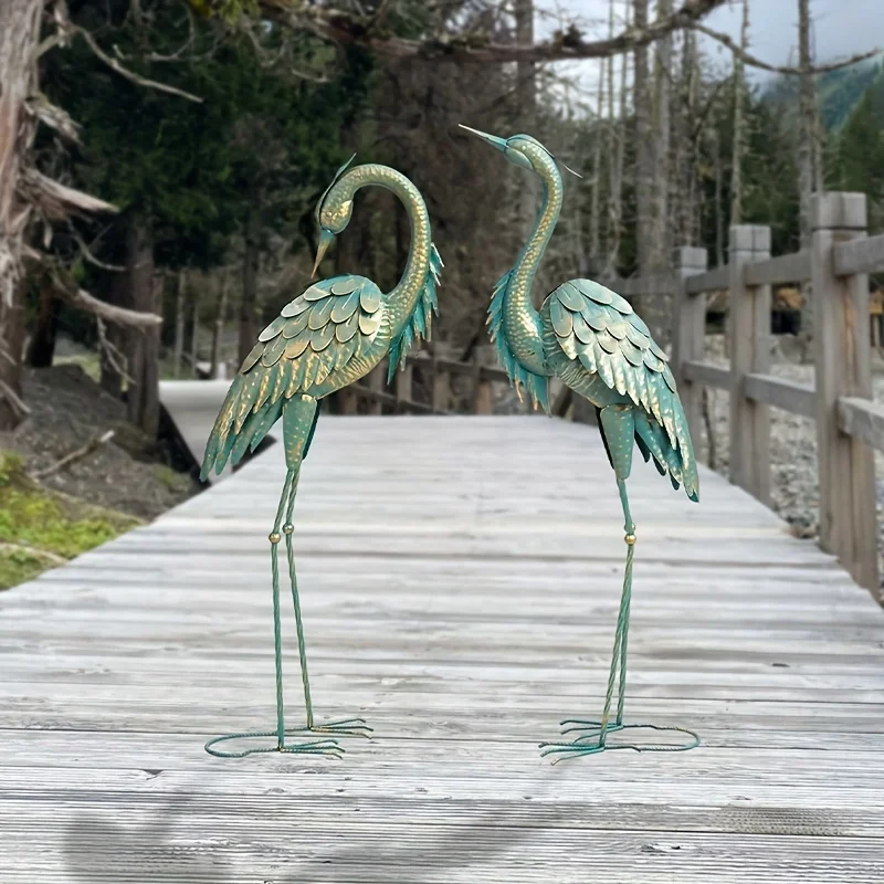 Metal Garden Crane Statues, Outdoor Preening Crane Garden Statue, Cyan Standing Sculptures For Yard Lawn Pond