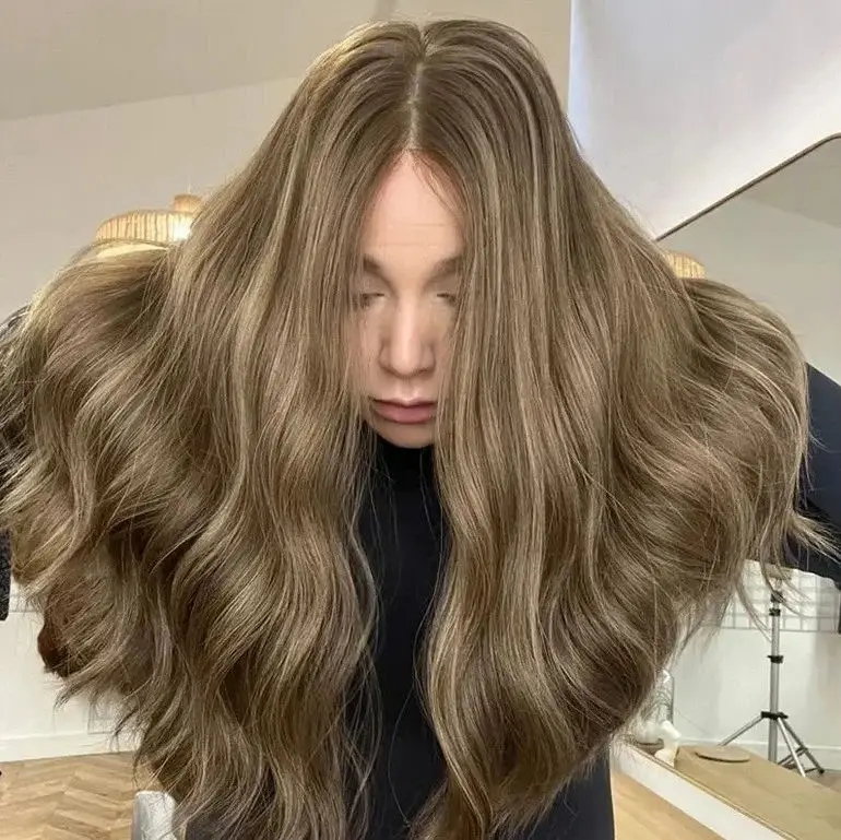 مرونة الظلام الكرمل البني الاصطناعية HD الدانتيل الشفاف شعر مستعار أمامي 22 بوصة موجة طبيعية قبل قطعها شعري ألياف سمراء #1