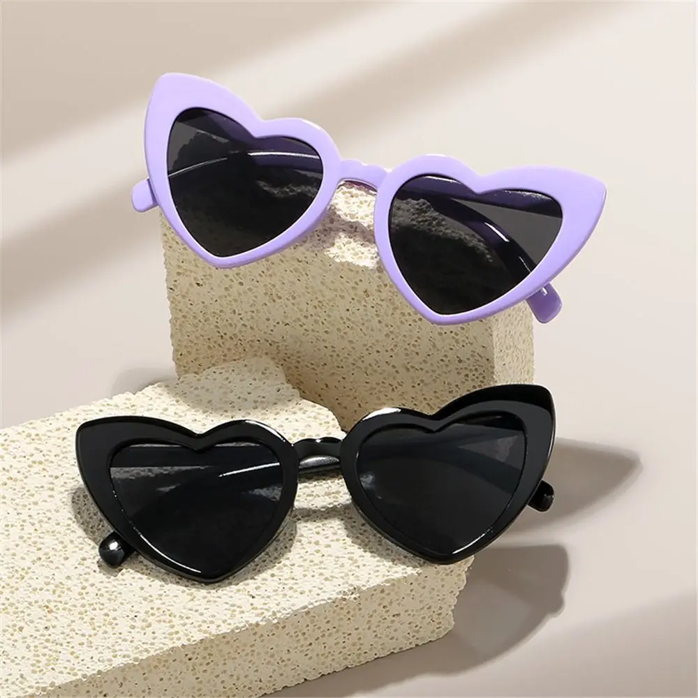

UV Protection Heart-Shaped Sunglasses Vintage Trendy Street Shooting Shades Irregular Fashion Pink Heart Sun Glasses for Women