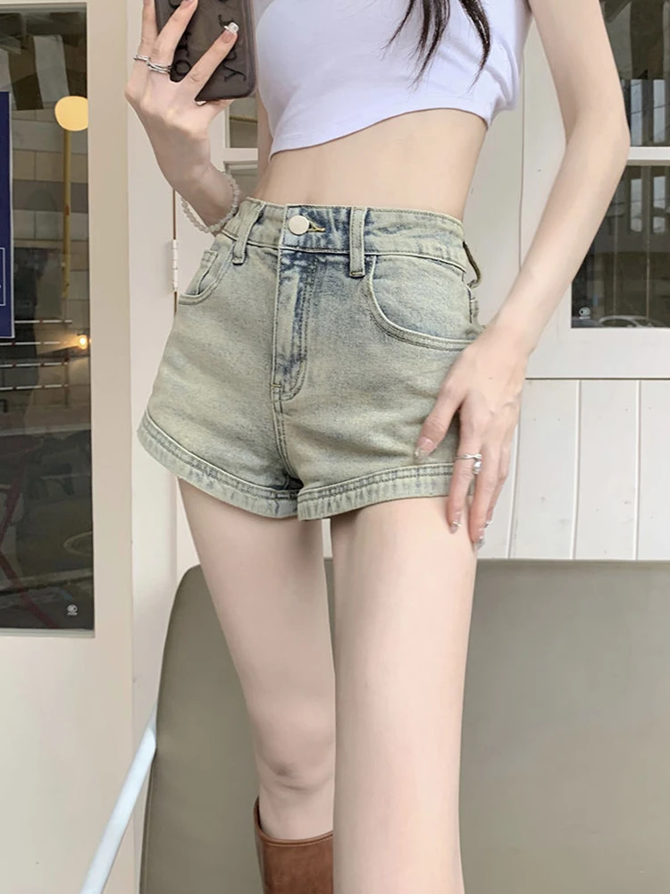 

Zoki Vintage Korean Denim Shorts Women Casual High Waist Sweet Shorts Retro Pockets Zipper Female Design A Line Jeans Shorts