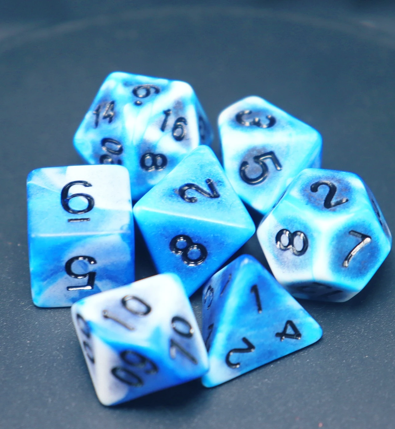 

White Blue Polyhedral dice Game Family Party Dice Game D4 D6 D8 D10 D12 D20 (ATQ)