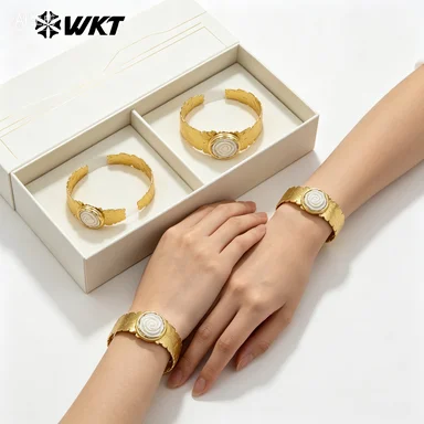 WT-MPB124 Fashionable Elegant Grain Rose Flower Pendant Mop Shell Charms Yellow Brass Cuff Bangle For Women Jewelry Findings