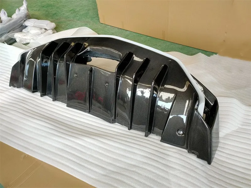 for Aventador LP700 720 750 Upgraded SV Model New Semi Carbon Fiber Rear Bumper Body Kit with Screws Included 4