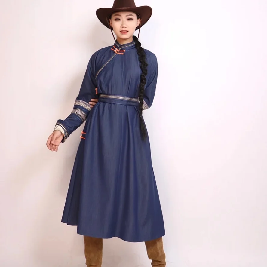 

Ulan Bator Trend Denim Монголия Популярное платье-халат с диагональным воротником и длинными рукавами Традиционное женское монгольское синее платье TP013