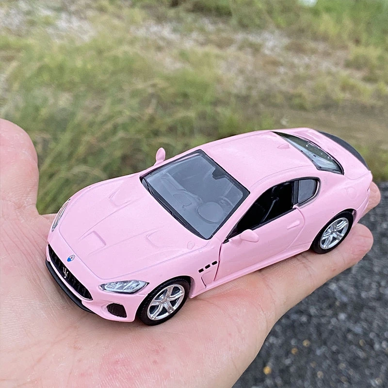 2018 Maserati GranTurismo MC Simulation Exquisite Gießt Druck & Spielzeug Fahrzeuge RMZ stadt 1:36 Legierung Modell Railed/Motor/Autos/fahrräder