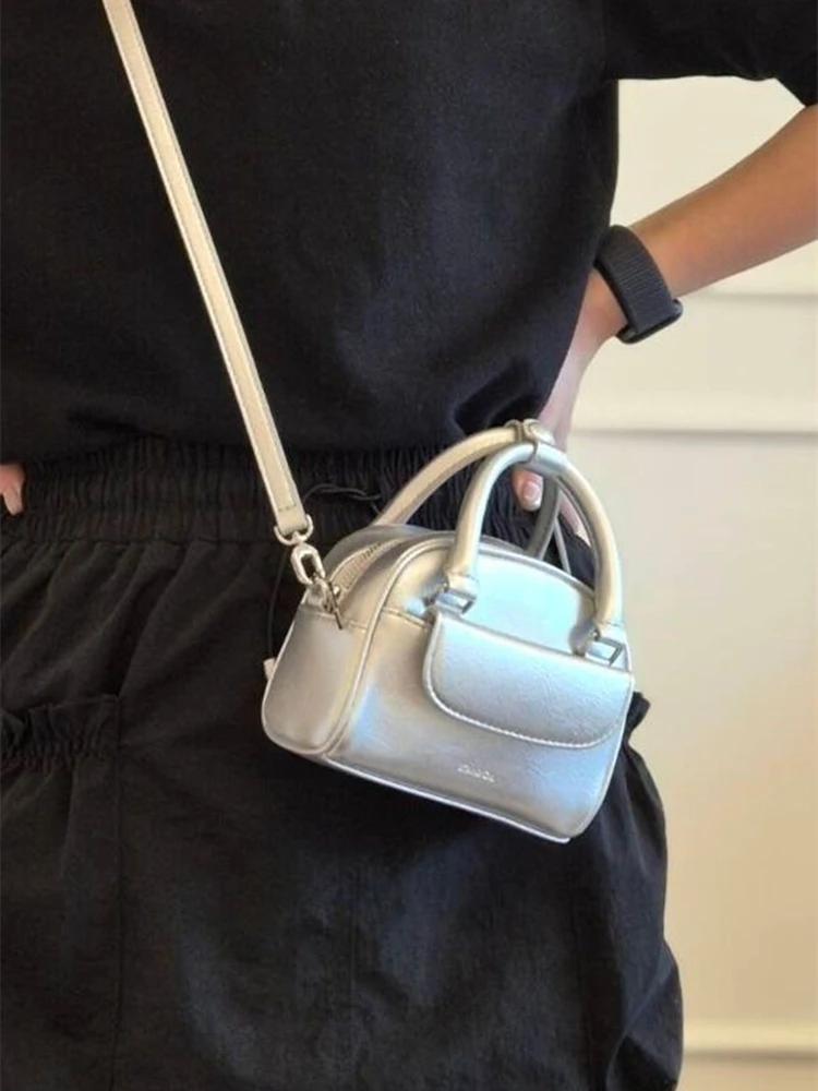 

Cute Square Bag Versatile Crossbody Sted Bun Bag Stand Oil Small Waste Bag Briti Sle Polyester Zipper...