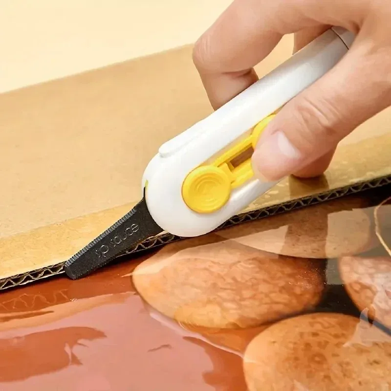 1pc Magnetic Mini Box Cutter, Retractable Blade, Portable Letter Opener & Paper Cutter, Durable ABS Material