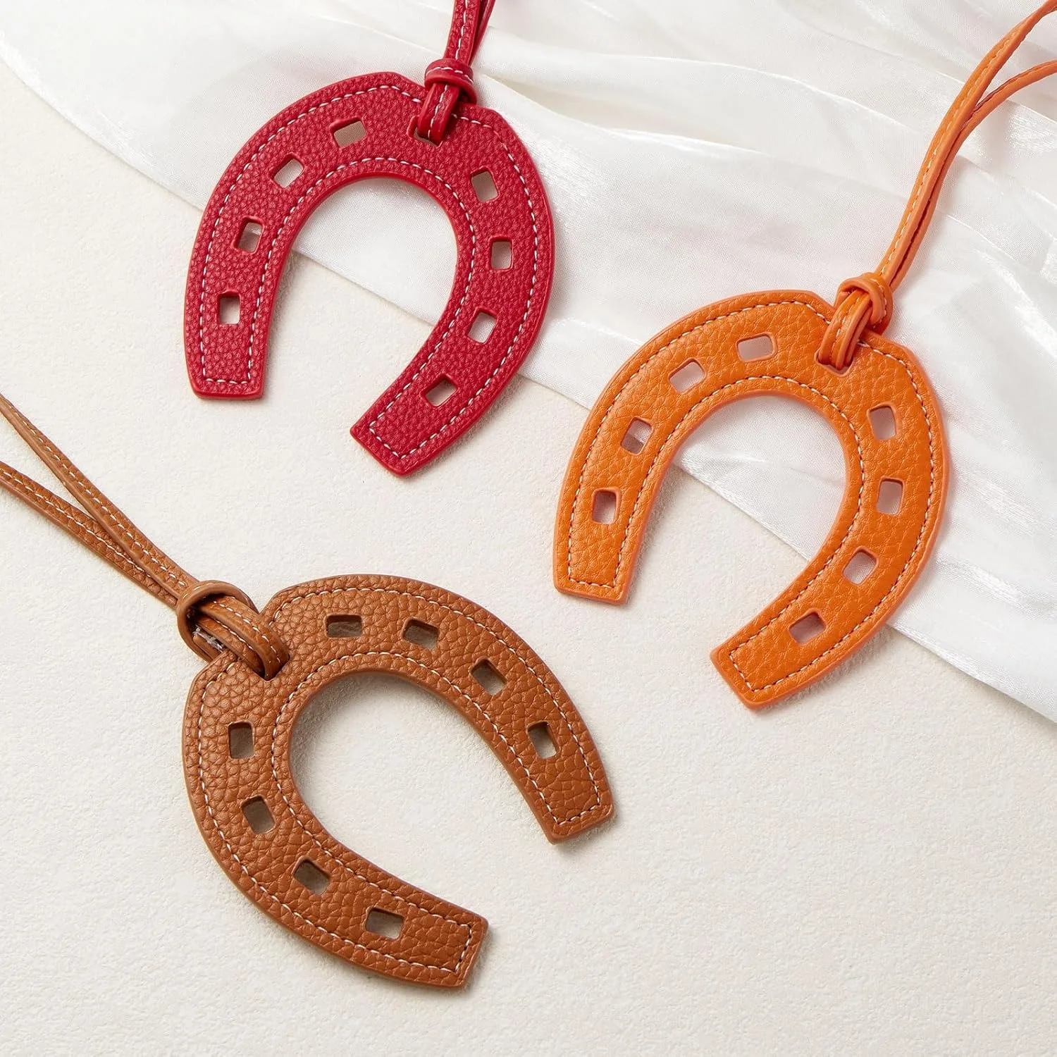 pingentes-de-couro-para-bolsas-femininas-chaveiros-de-designer-fofos-lindos-acessorios-de-moda-para-bolsas-e-sacolas