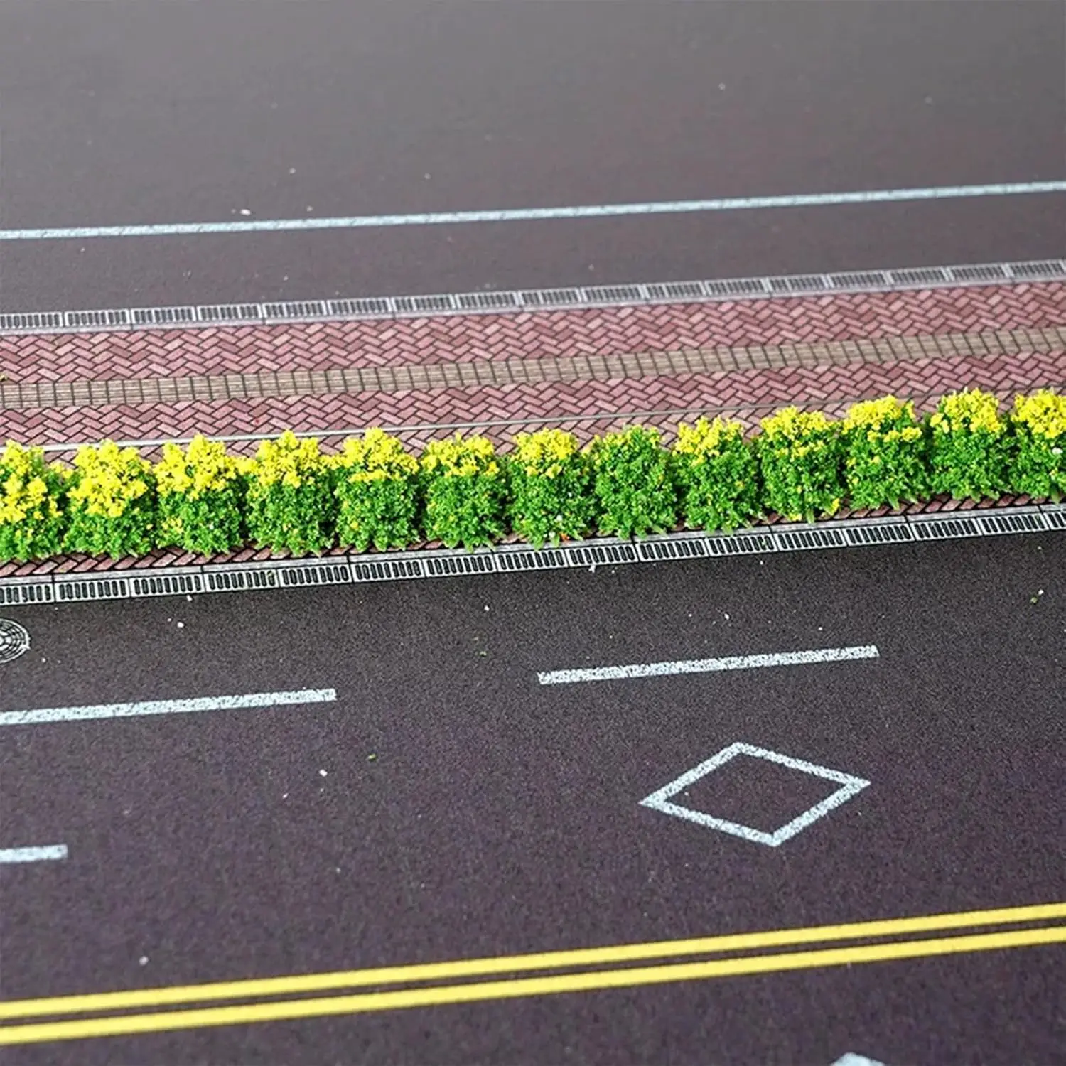 Striscia di arbusto di plastica a grappolo di fiori artificiali in miniatura da 3 pezzi 21 cm per decorazioni da giardino HO N/Paesaggio da tavolo/Diorama/Layout di tende