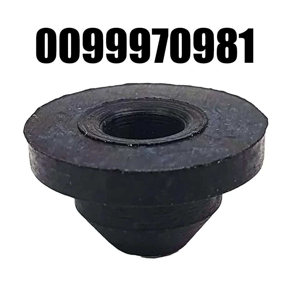 Manual Measurement 0099970981 M-Class Washer Reservoir ABS Material Anti-corrosion Black Color Non-deformation