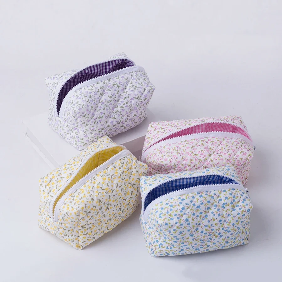 Aufbewahrungsorganisator mit Blumenmuster, geschwollene, gesteppte Make-up-Tasche, Kosmetiktasche mit Blumenmuster, große Reise-Kosmetiktasche, Make-up-Zubehör – Detail 1