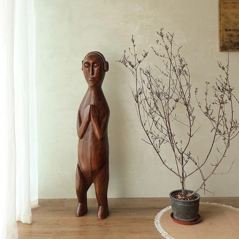 Wood carving ornaments, character carving exotic decoration wabi sandy wind homestay matching