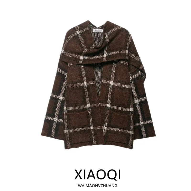 2025 Autumn New Plaid Scarf Knitted ort Coat Women's Faion Outerwear Lady's Cheered Patterned Ne Warmer ort Jaet