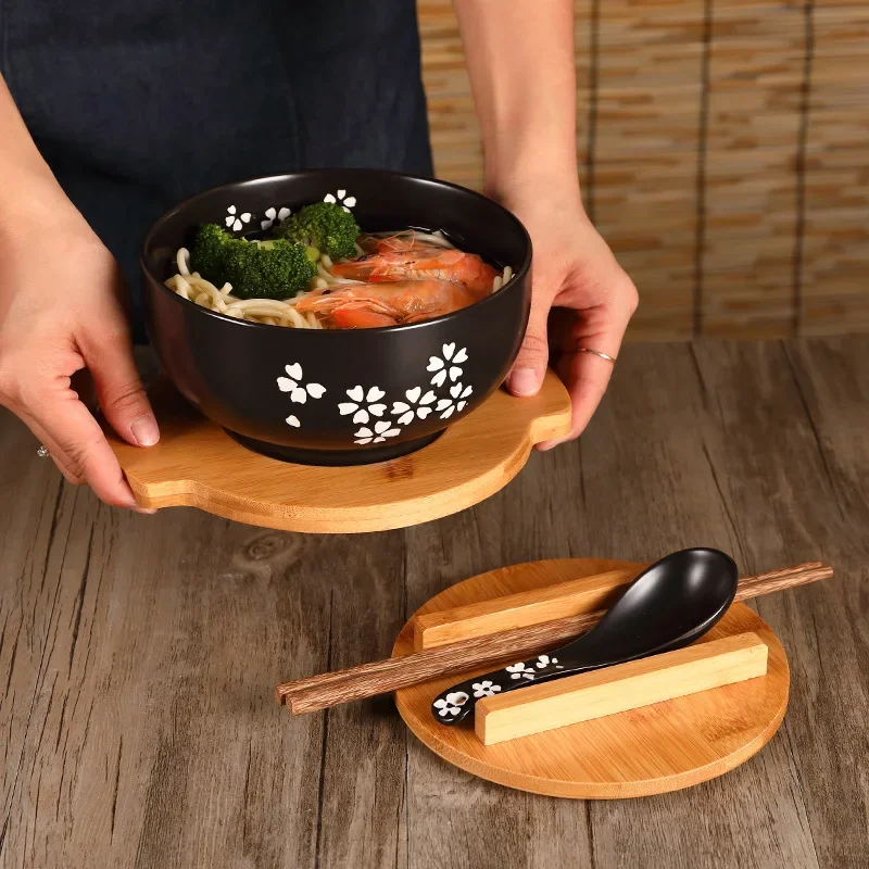 Ceramic Japanese Style Rice Noodle Bowl with Lid Spoon Chopstick Kitchen Tableware Salad Soup Bowl Food Kitchen Accessories Gift