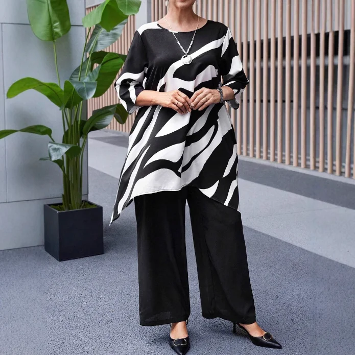 

Straight leg pants set