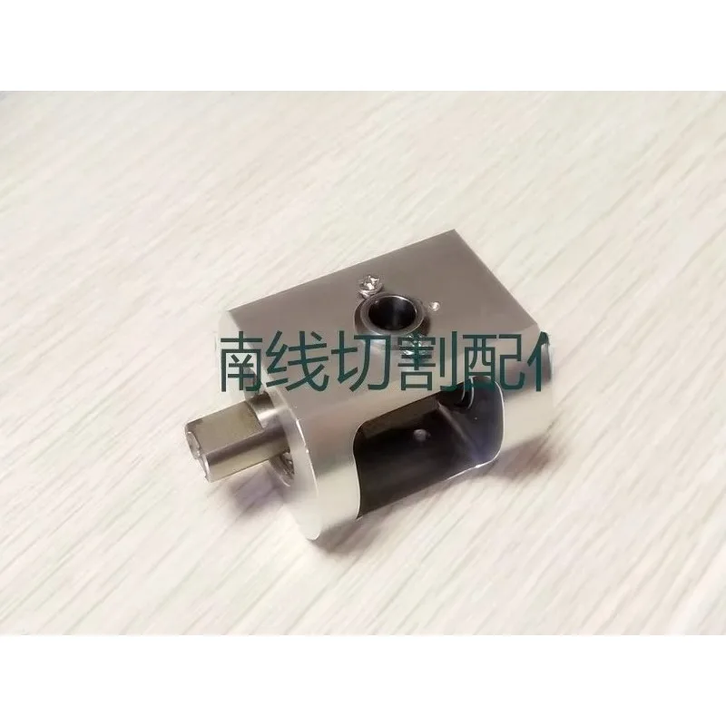 

CNC Wire EDM Cut Unit X056C326G51 M501 For MITSUBISHI Drill Punch Machine Part