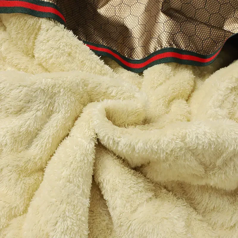 

Cashmere Mens Vest Windproof Lambswool Graphene Heat Gathering Sleeveless Jacket Coat Men Versatile Outdoors Thicken Waistcoat