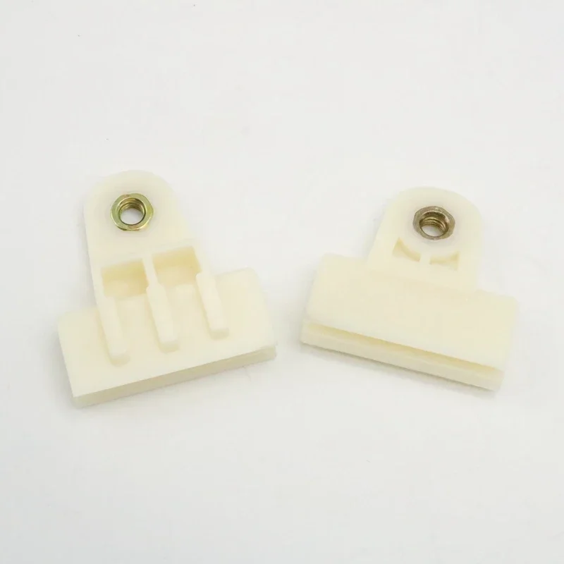 

Window Lifting Glass Bracket Fixing Clip For Nissan Murano X-Trail Qashqai Sylphy Tiida Bluebird Teana