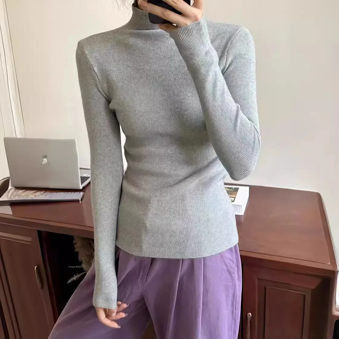 2025 suéter de color caramelo para Otoño Invierno nuevo suéter de punto ajustado de estilo extranjero Simple de punto para mujer