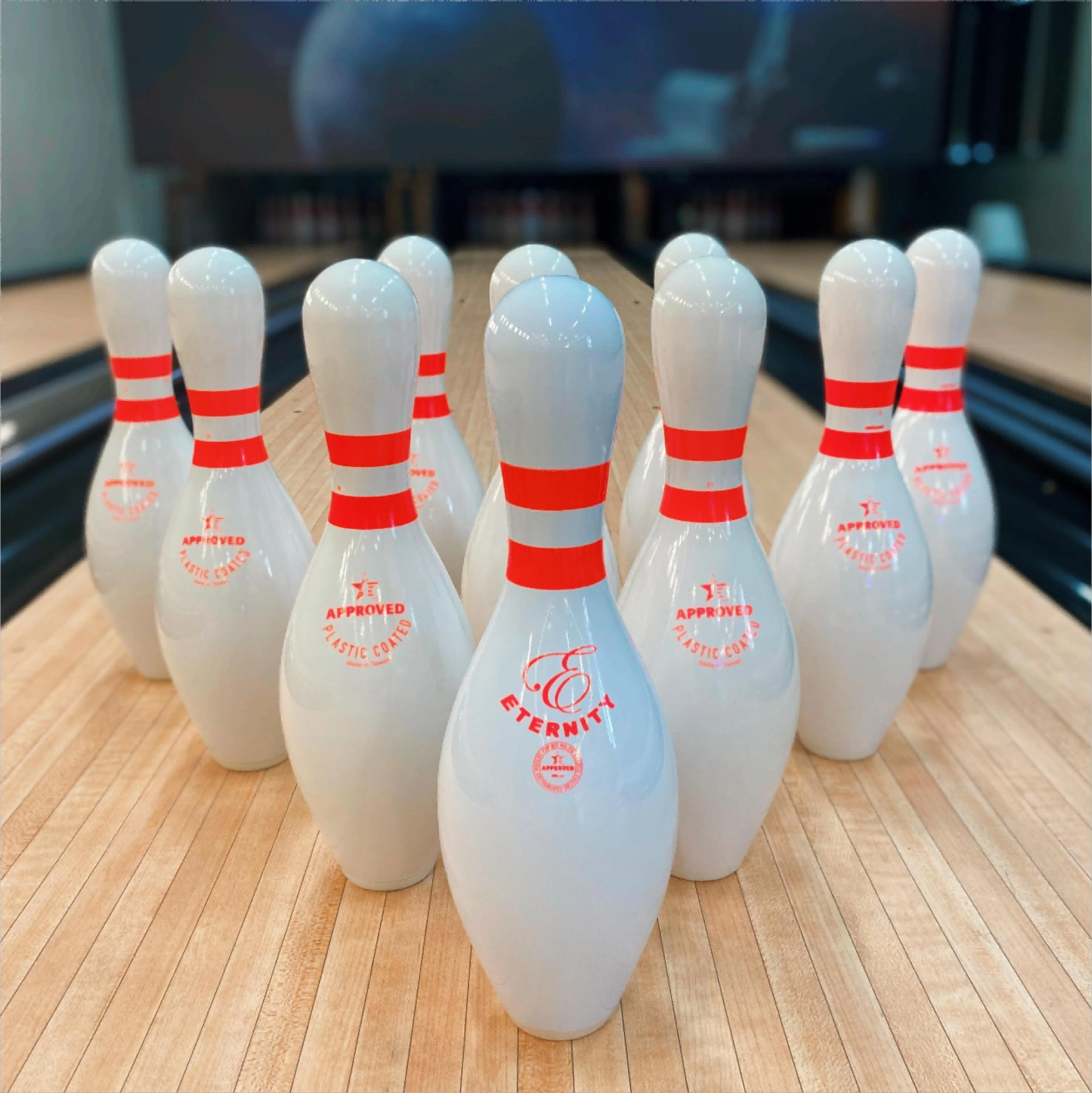 Standard gow in dark bowling pin