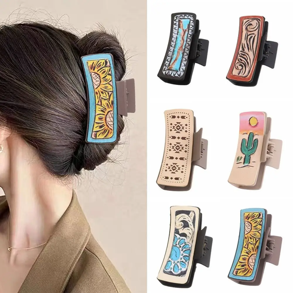 PU Leather Hair Claw Clips Floral Vintage Western Claw Clips Easy To Use Portable Square Claw Clips Hairstyling Accessories