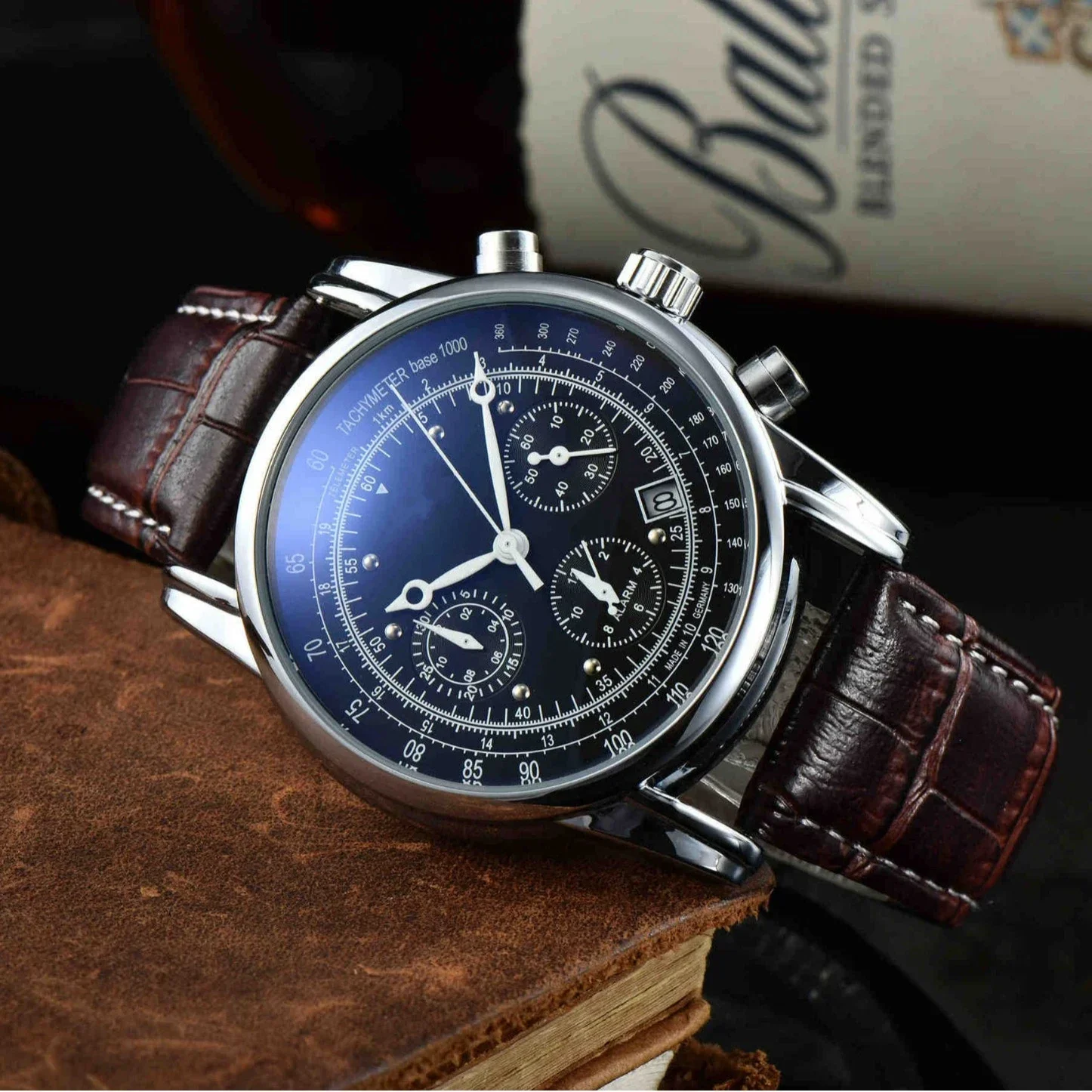 2025 Serie classica alla moda Orologi Orologi da uomo d'affari casual retrò Orologio da polso sportivo al quarzo