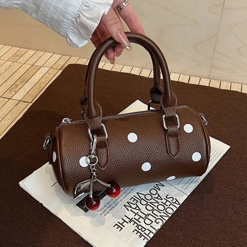 

Ручная сумка-подушка с цветной волной в горошек для женщин, осень-зима 2026, новая модная цилиндрическая сумка, универсальная сумка через плечо