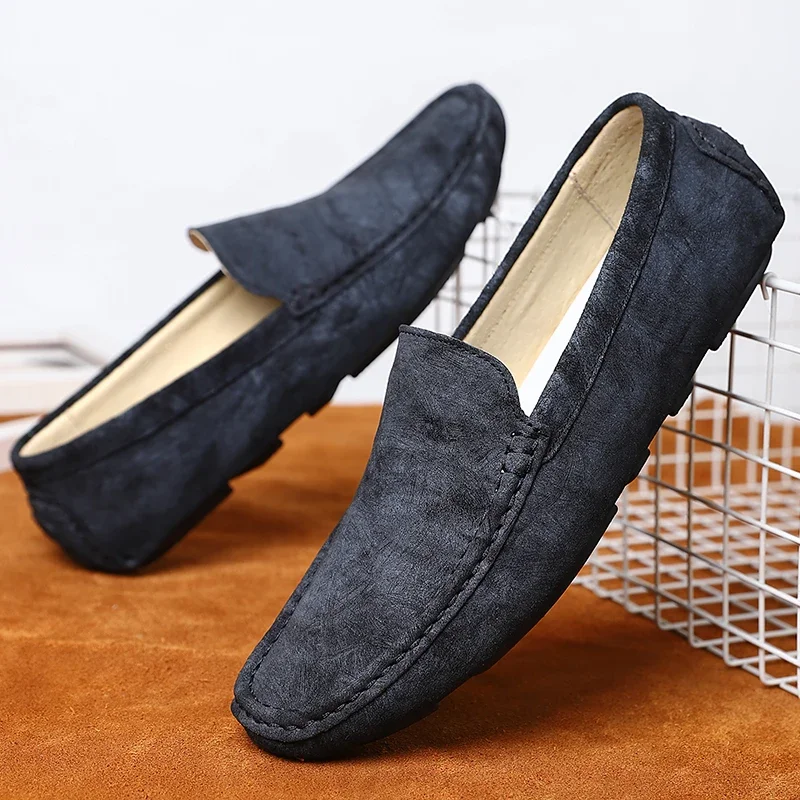 Fashion Men Suede Leather Moccasins Light Men England Wedding Shoes Grey Youth Driving Shoes Casual Loafers