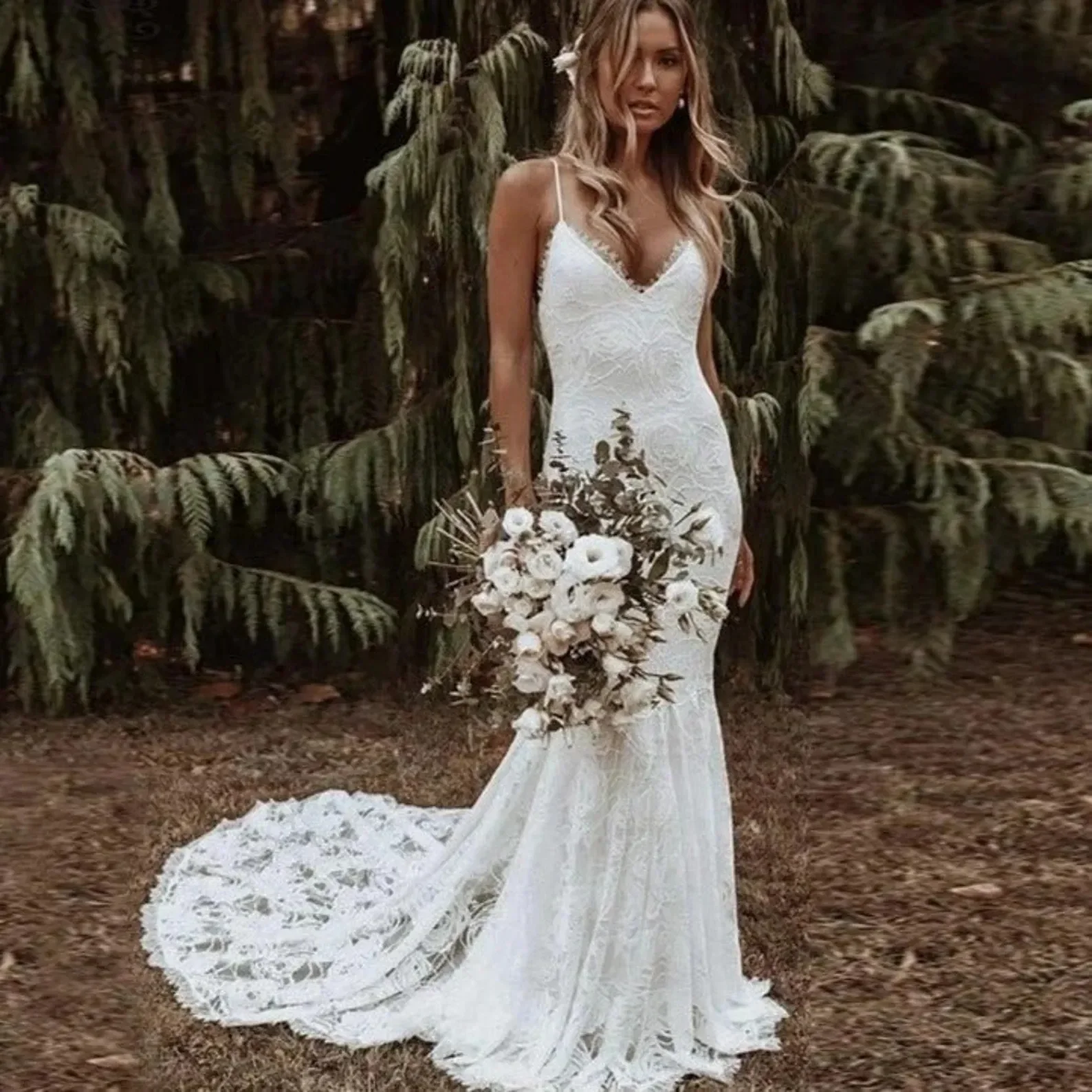 Mermaid Bohemian Wedding Dresses For Brides Spaghetti Straps Backless Floral Lace Bridal Gowns Court Train Boho Robes De Mariee