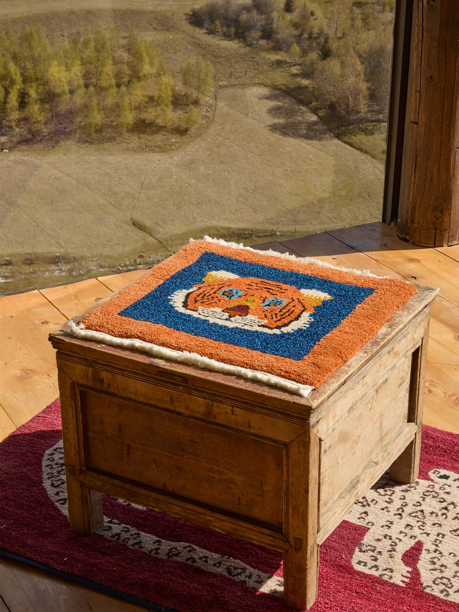 Plateau animal square Tibe tan blanket Northern Tib etan wool hand-woven orig inal Tibet an cushi on chair cus hion