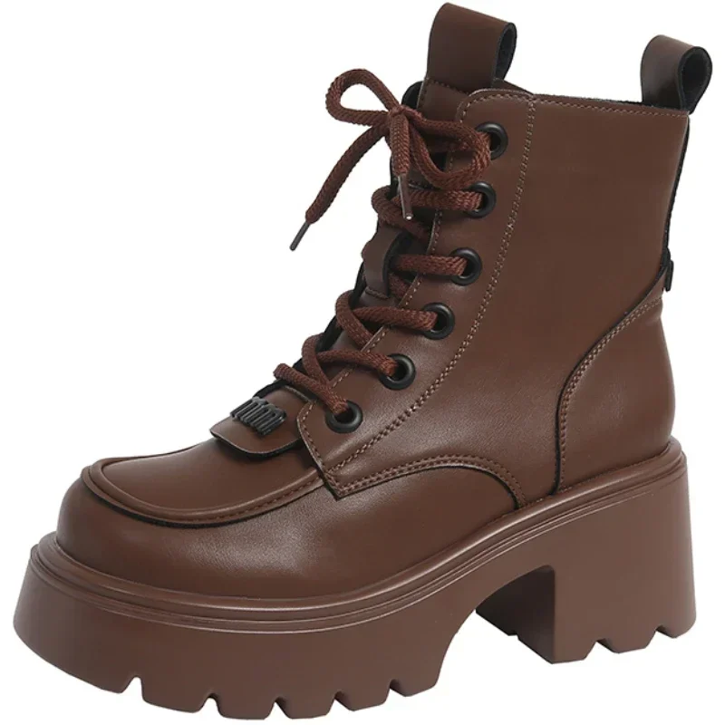 

Новые зимние женские теплые зимние туфли 7 см, ботильоны на массивном каблуке с круглым носком, кожаные туфли на высокой платформе для женщин, армейские короткие ботинки